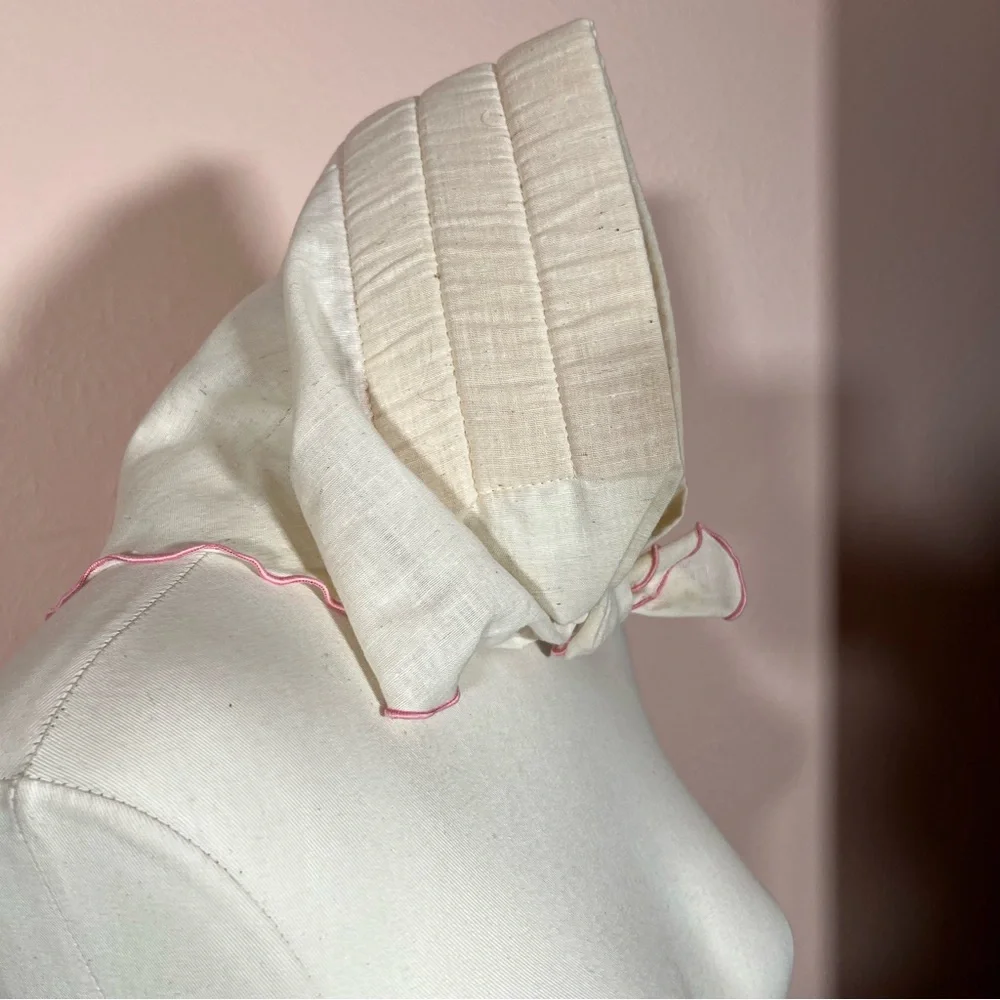 Vintage 1960's 70' Mod MCM Pink Feminine Cottagecore Kitschy Triangle Head scarf